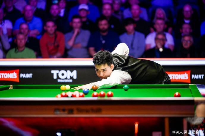 足球篮球数据库-斯诺克大师赛：斯佳辉2-6凯伦-威尔逊，后者将战罗伯逊或韦克林