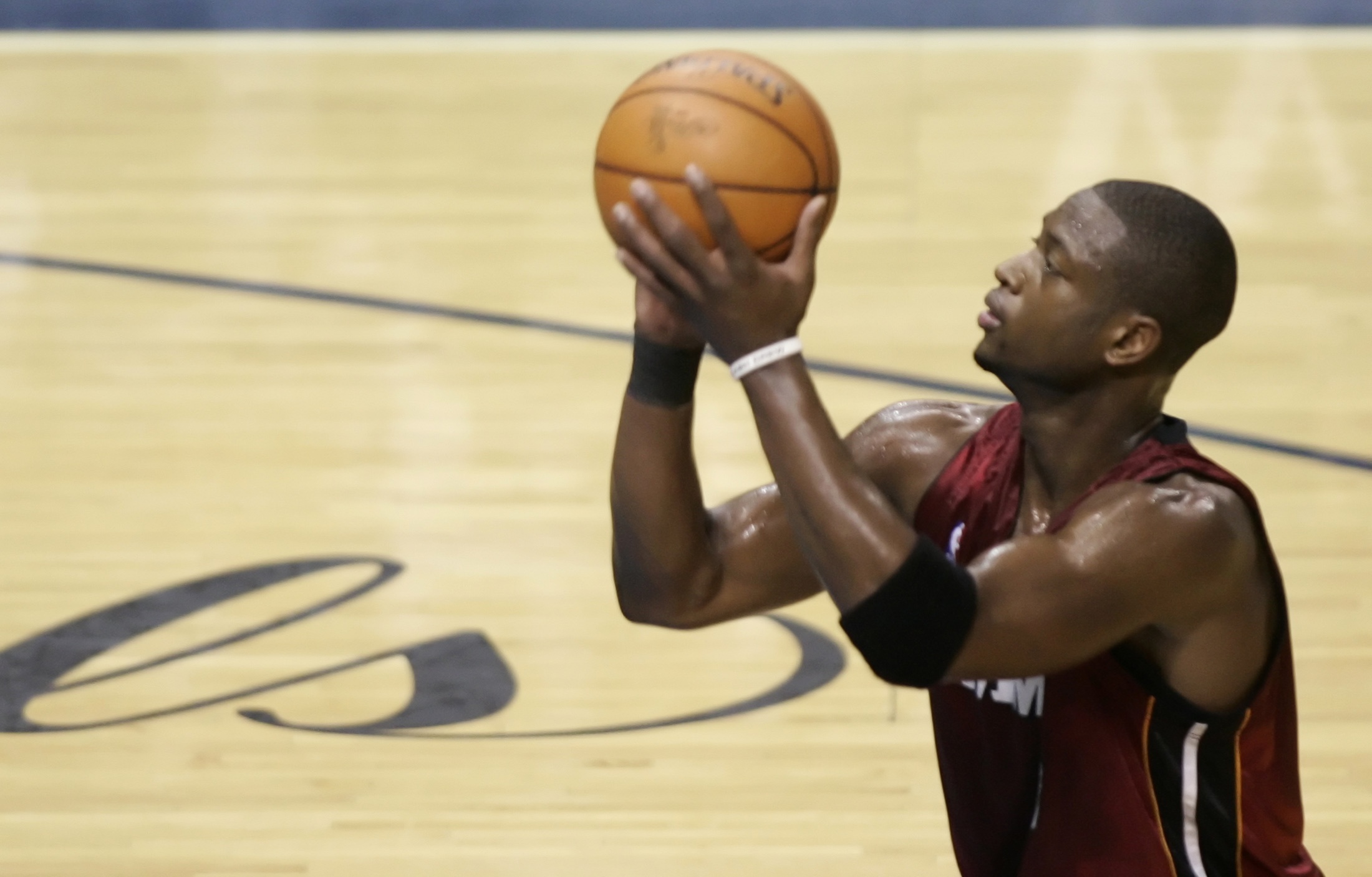 竞彩开奖-大范：韦德强于哈登 在联盟历史上绝杀球我最想交给的人就是韦德