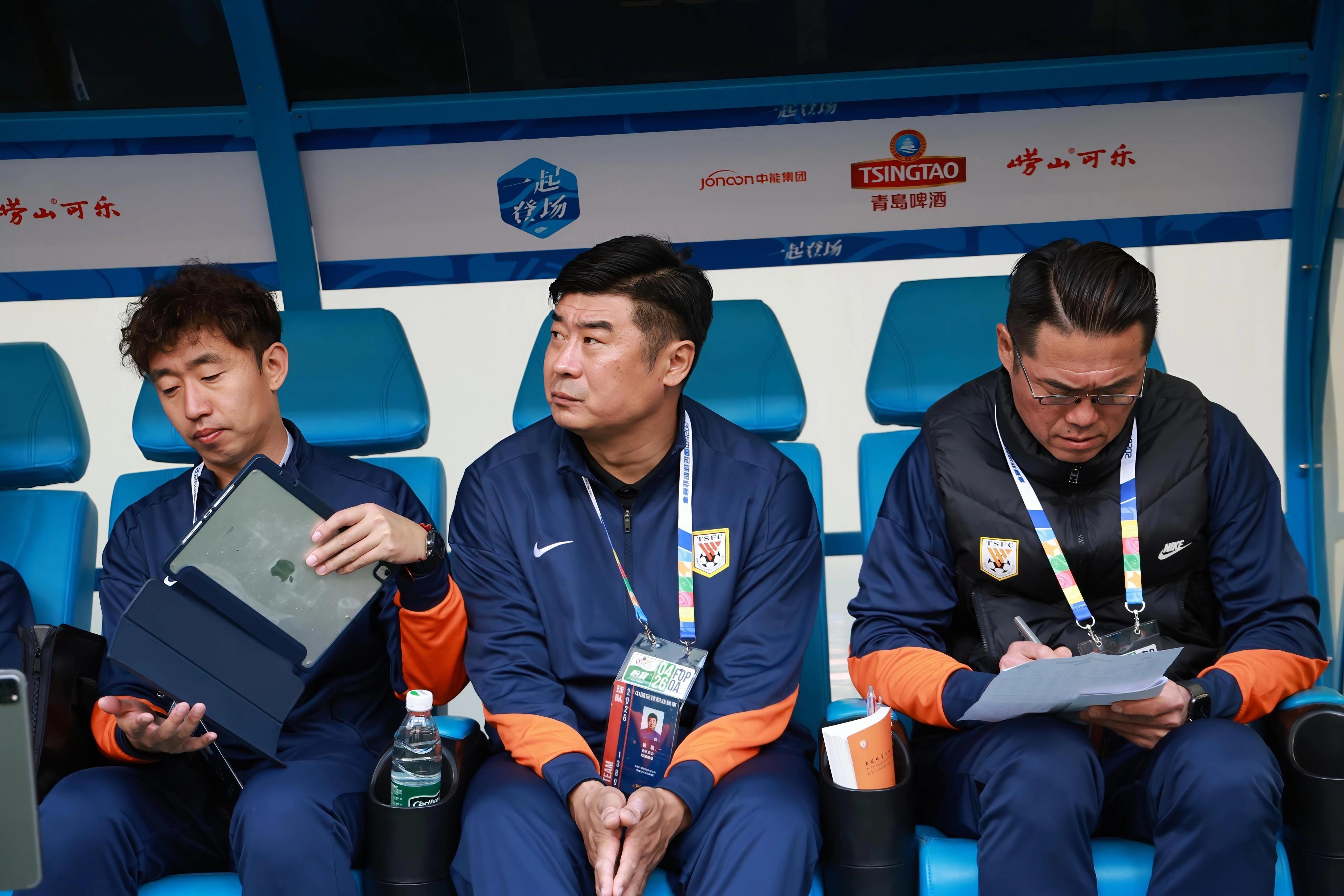 竞彩开奖-别再骂韩鹏不要脸！足球就是生意，他不是不想辞，是根本辞不掉！